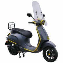 Vespa Sprint Mat Grijs Custom met gele accenten 1